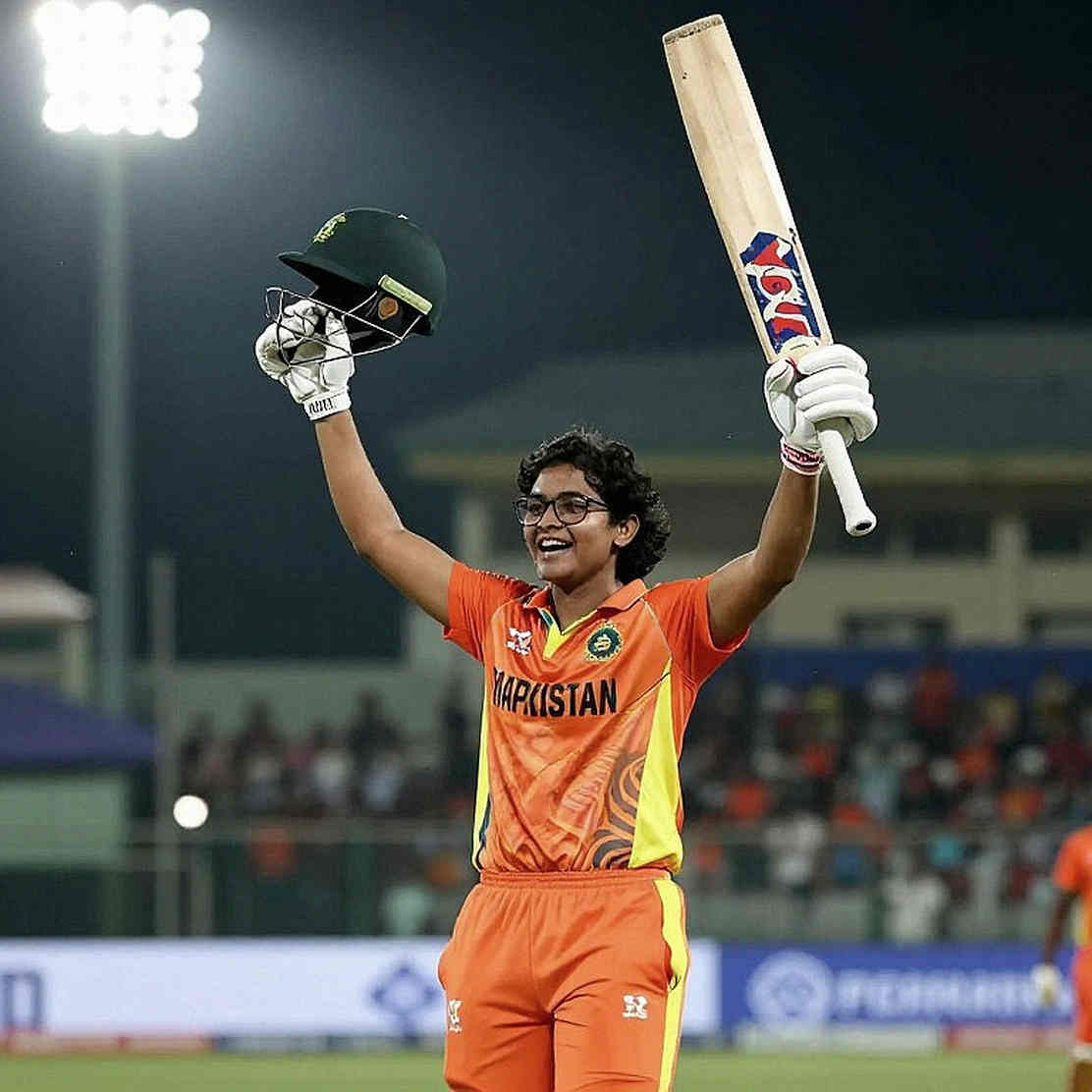 প্রথম অস্ট্রেলিয়া সফরে বাংলাদেশ নারী দল: ব্রিসবেনের বাউন্স, ছয় মাসের বিরতি আর নিগারের বার্তার ভেতরের হিসাব