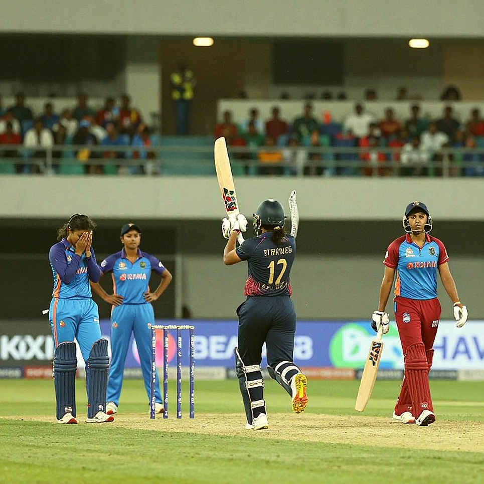 পাকিস্তান সফরে শ্রীলঙ্কার টেস্ট দল — নিসাঙ্কার হ্যামস্ট্রিং, বন্দরার ৬৭.১৮, আর দুই ম্যাচের এক দীর্ঘ ছায়া
